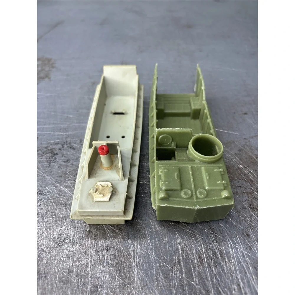 Lot Of 2 Vintage‎ Plastic WWII Style Landing Craft LCVP Boats Marx Timmee